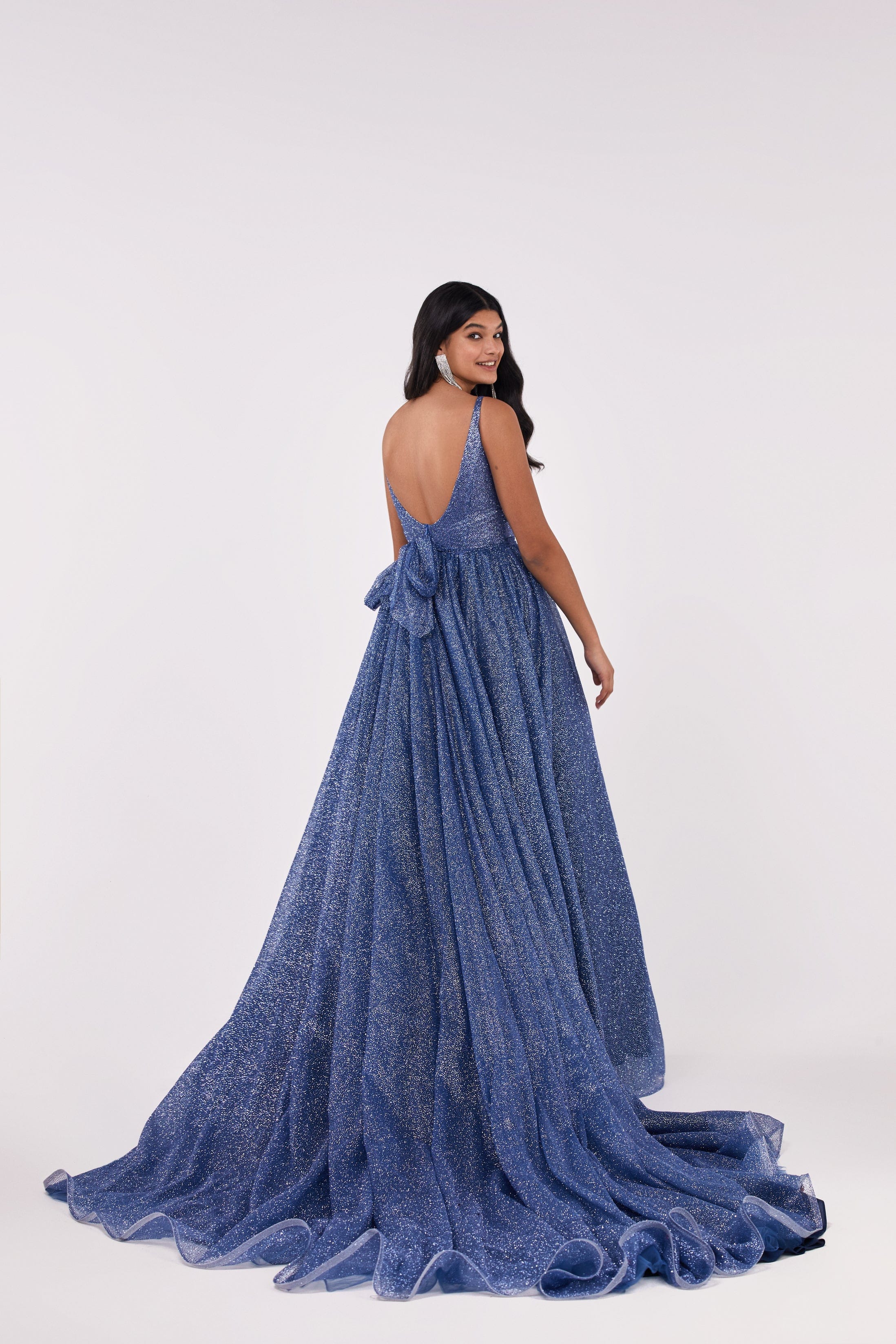 Blue Empire sparkling gown - Image 3