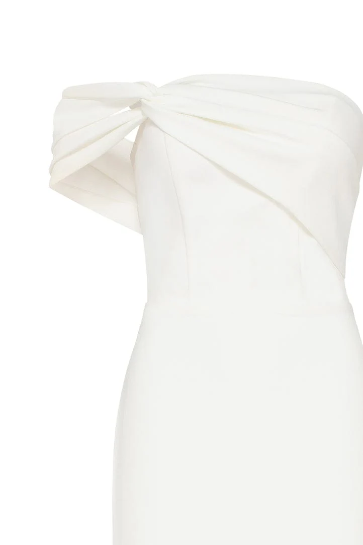 White Classy midi dress with open neckline - Image 6