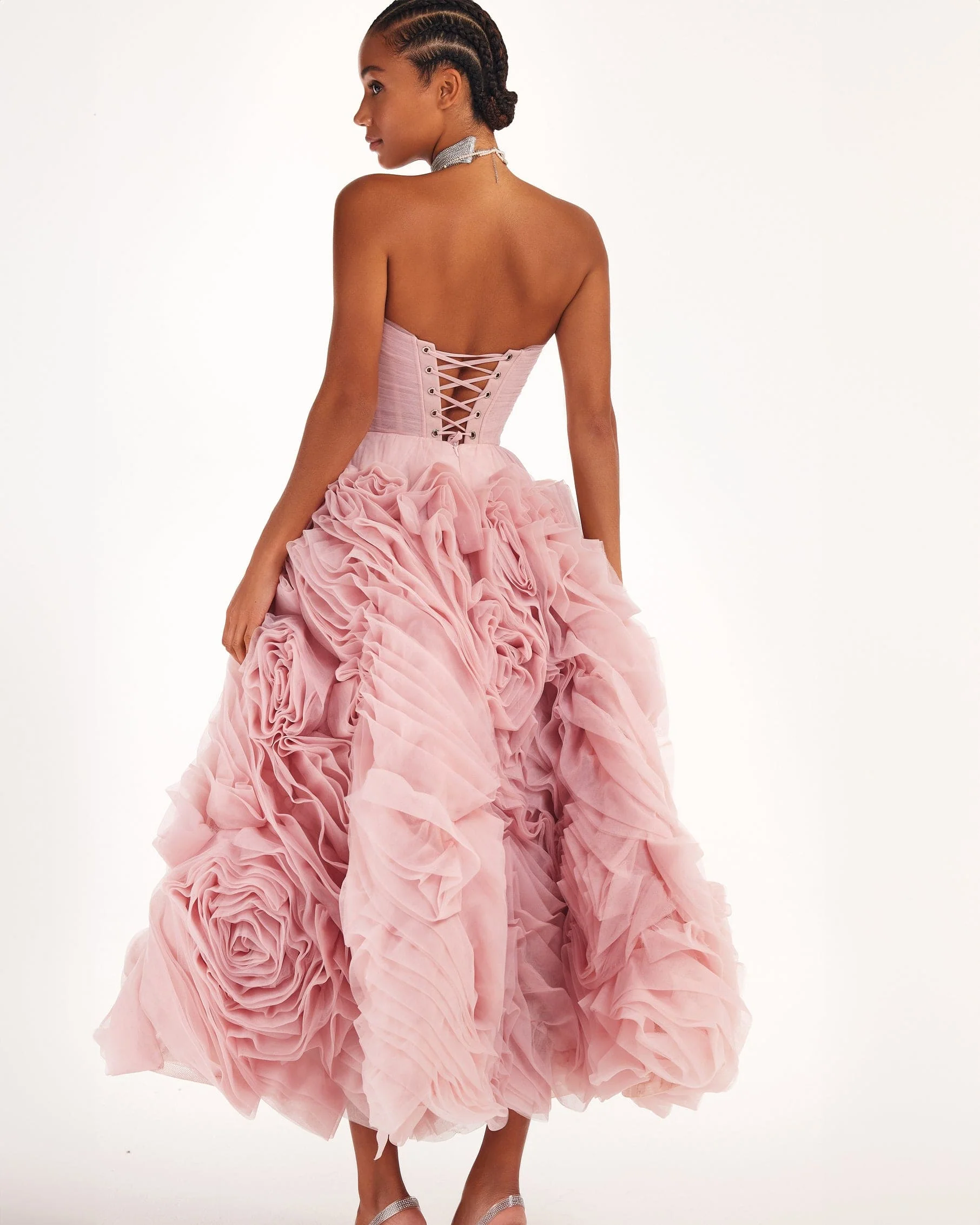 Dramatically flowered tulle dress in misty pink - Image 3