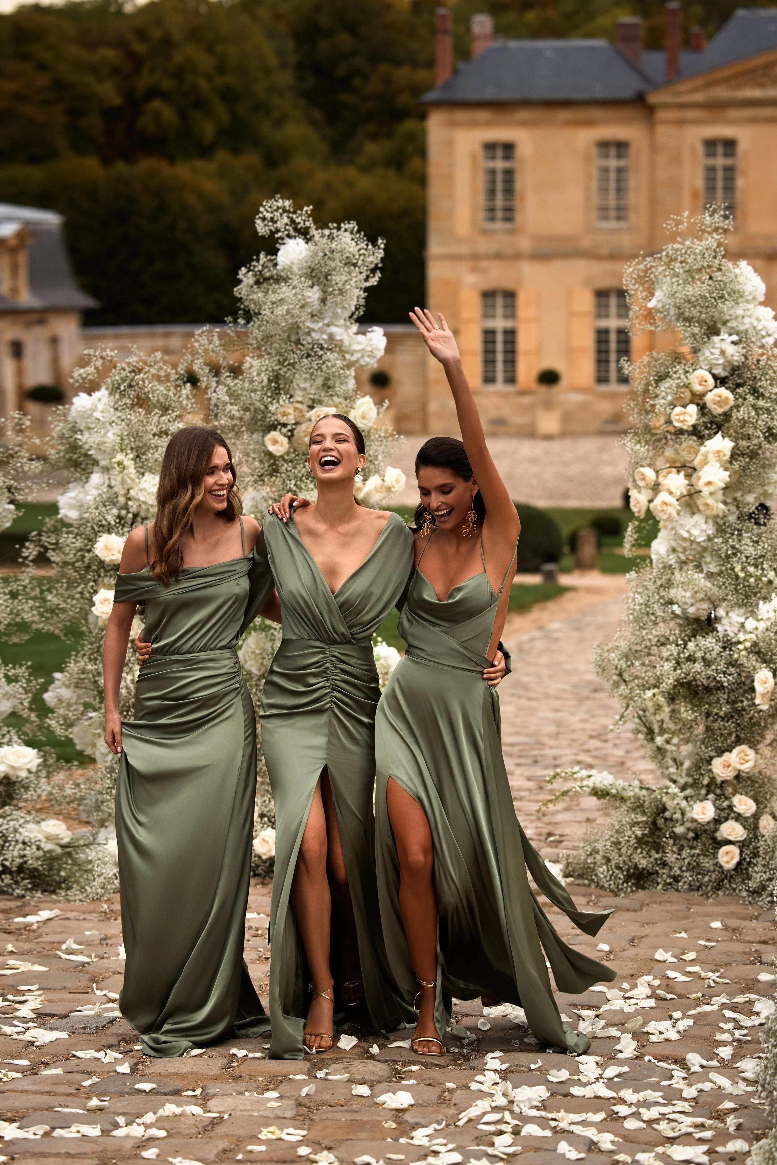 Elegant olive off-the-shoulder silk maxi dress - Image 10