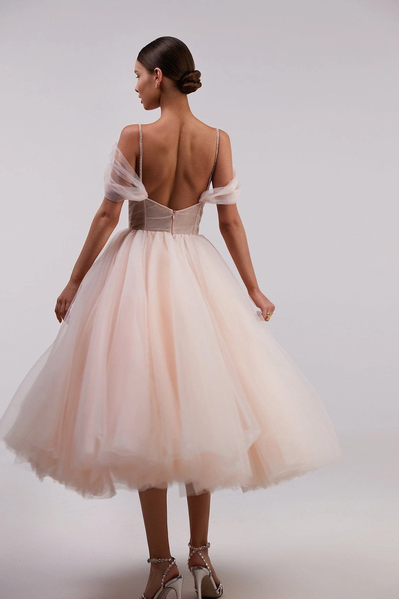 Feminine tulle cocktail dress with the light off-the-shoulder sleeves - Image 3