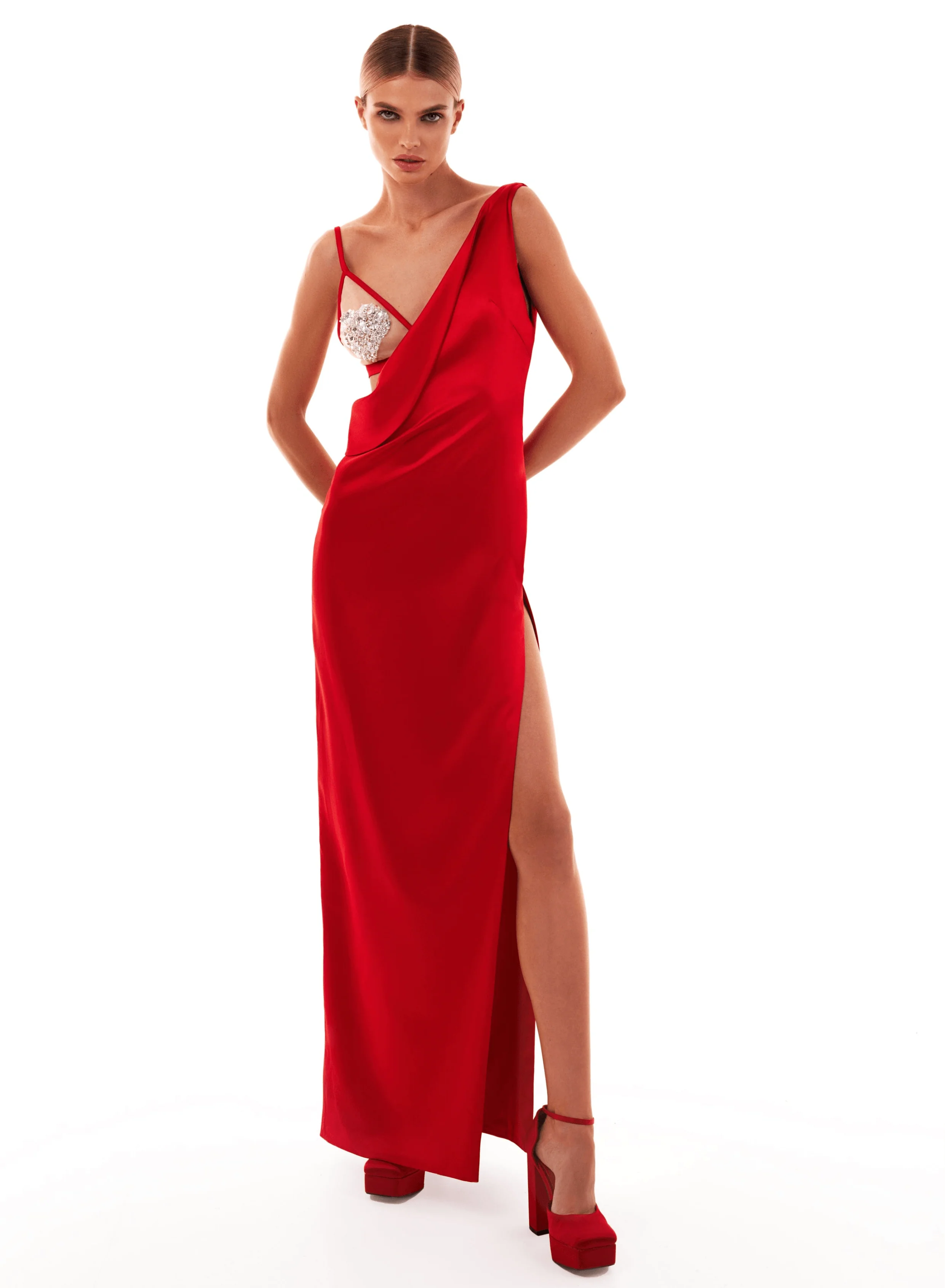 Femme-fatal red maxi dress