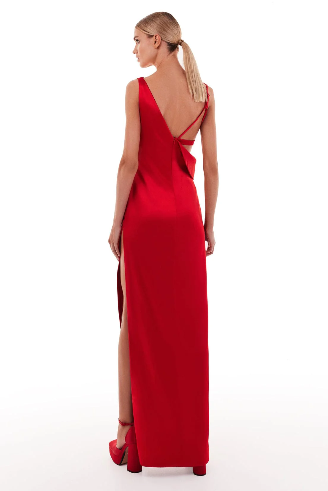 Femme-fatal red maxi dress - Image 3