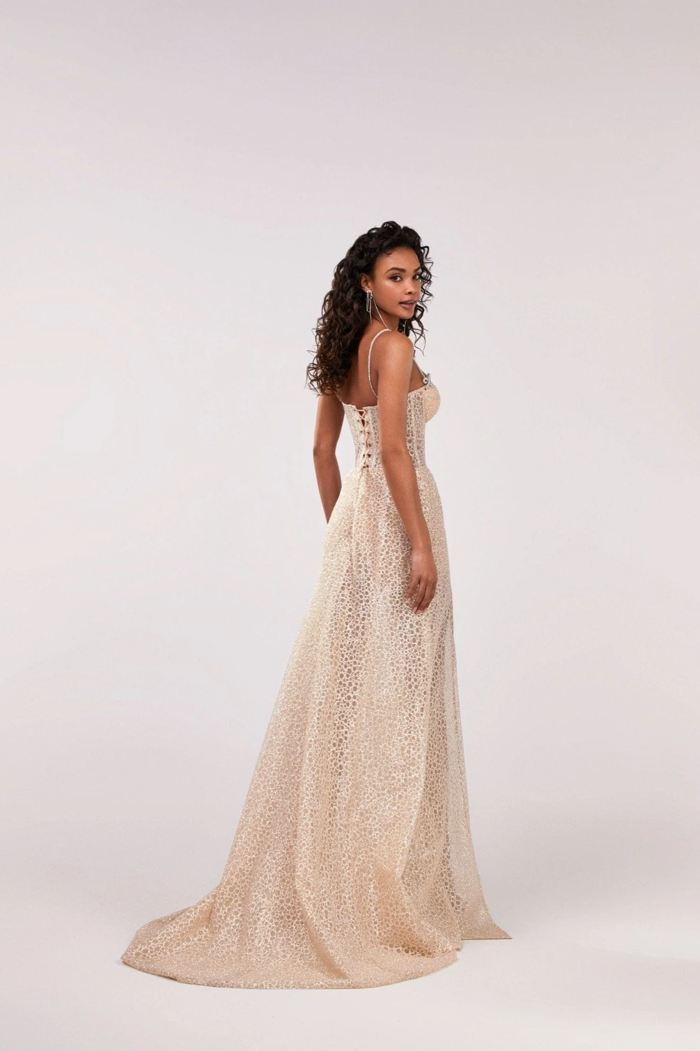 Golden Royal fitted evening gown with the high slit - Image 3