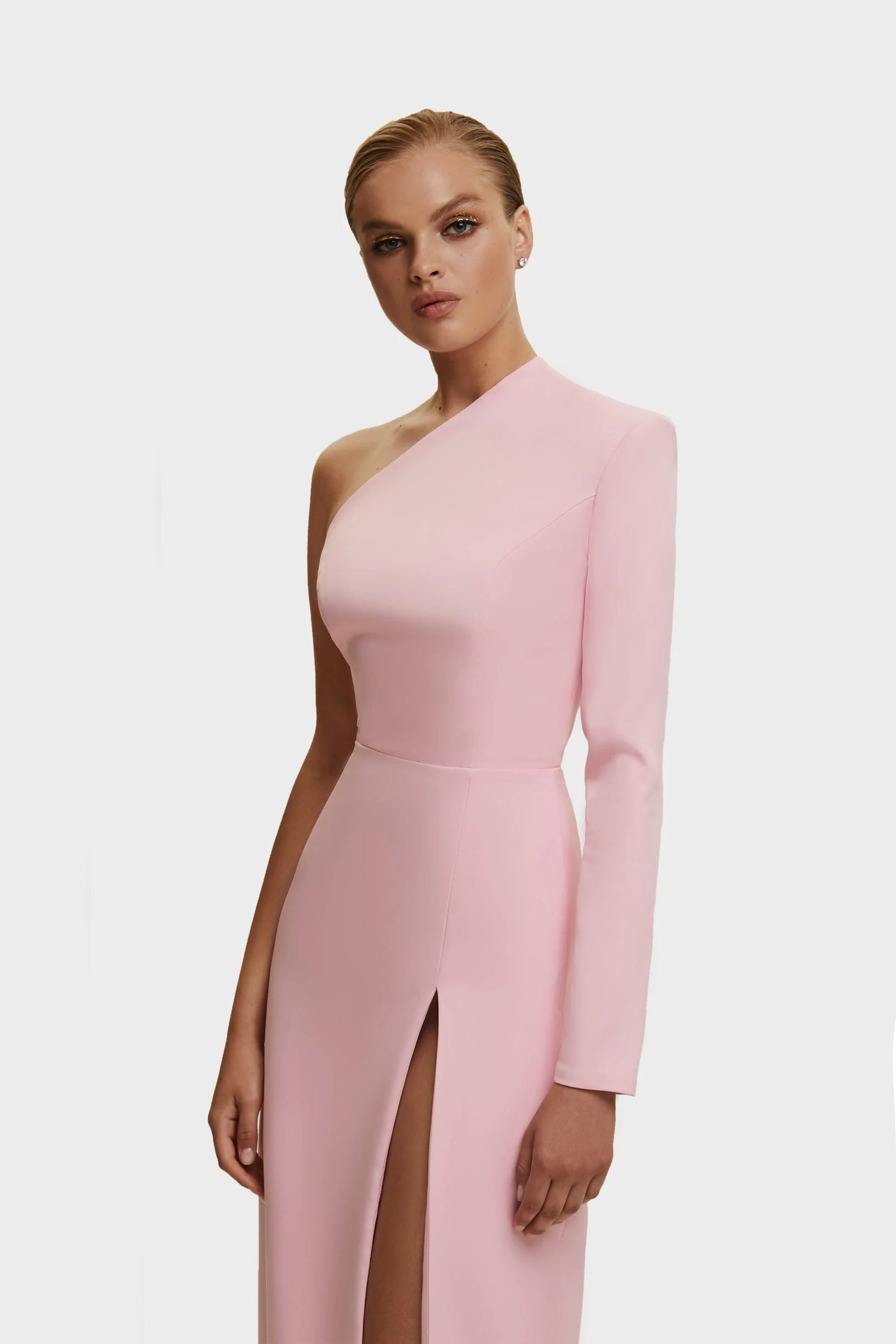 Pink Long-sleeved dress with sharp shoulder cut - Image 5