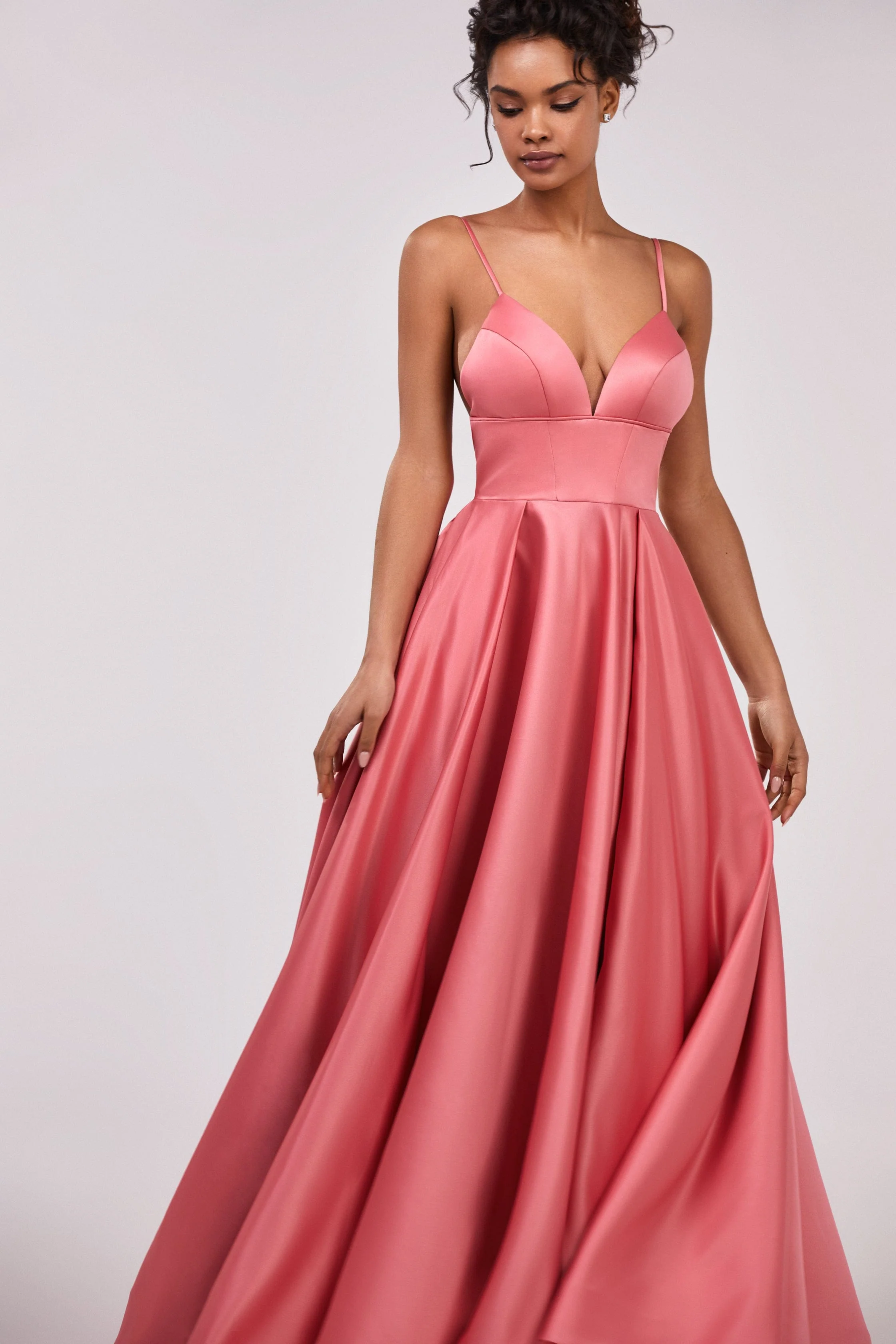 Coral Spaghetti strap ball dress with open back - Image 6