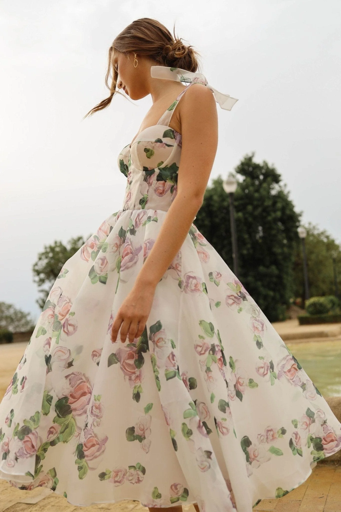 Tender floral midi tie-strap dress - Image 6
